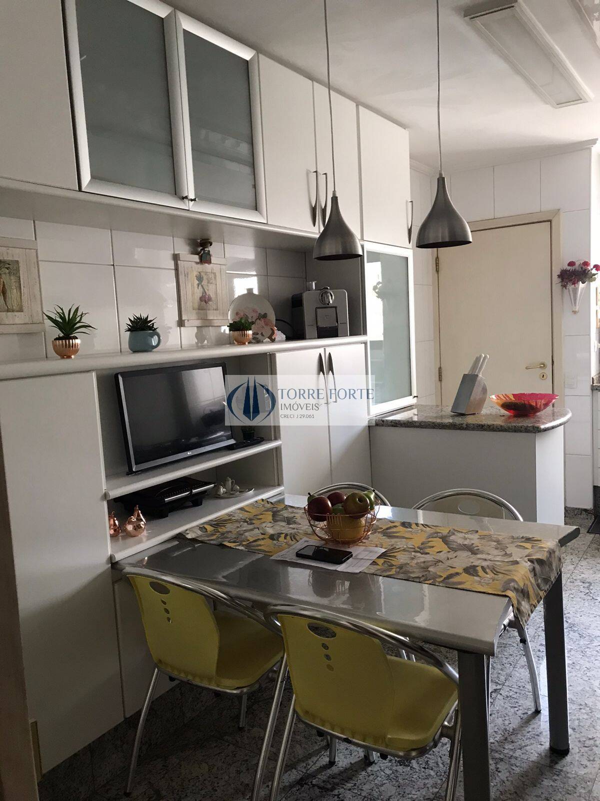Apartamento, 2 quartos, 1410 m² - Foto 9