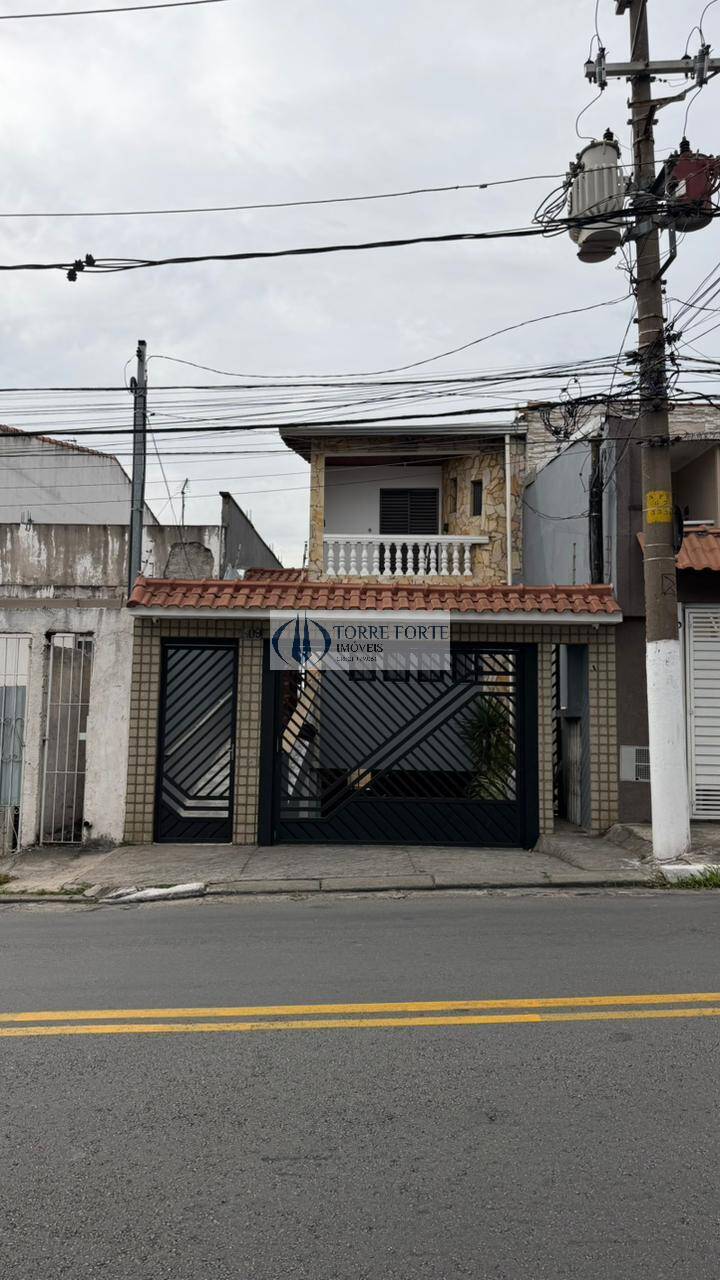 Casa, 4 quartos, 243 m² - Foto 1