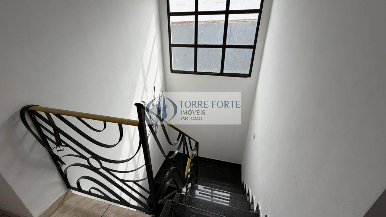 Casa, 4 quartos, 243 m² - Foto 13