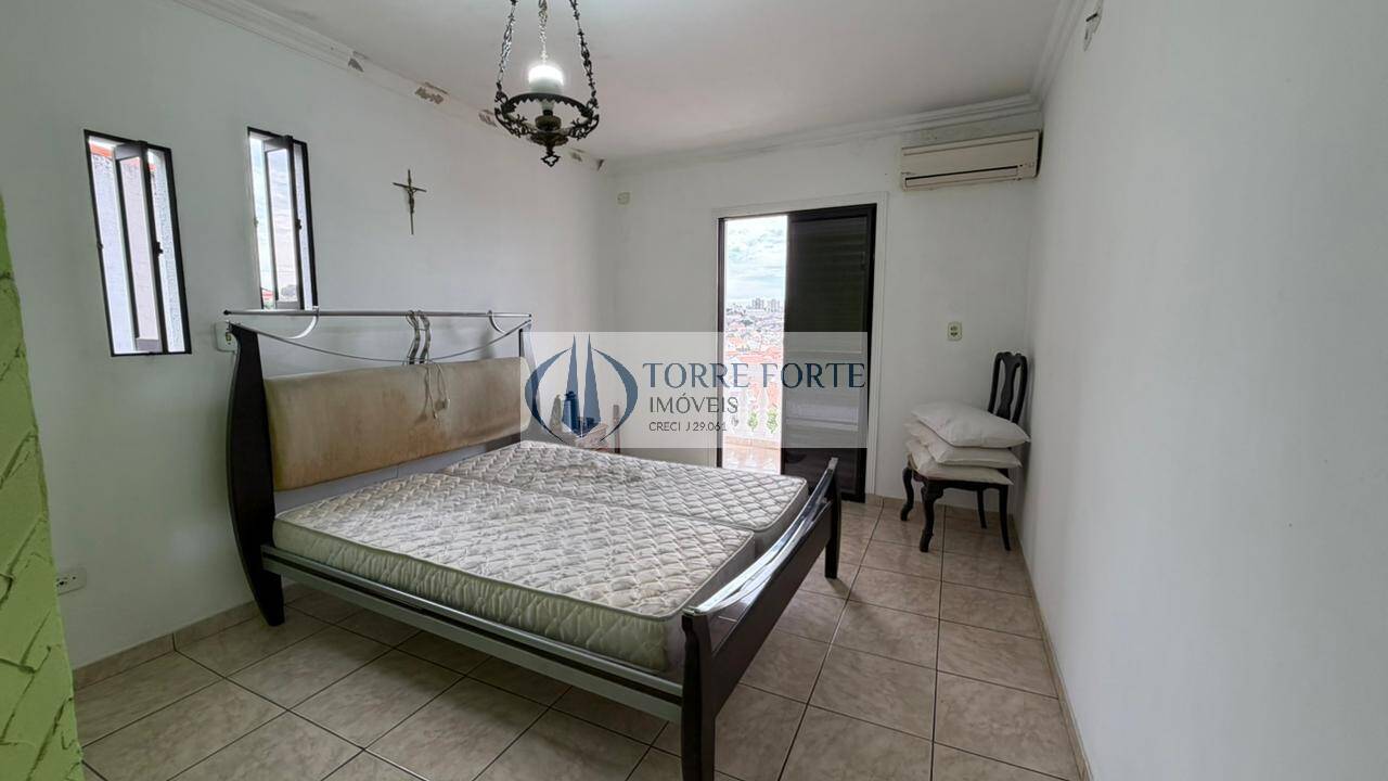 Casa, 4 quartos, 243 m² - Foto 17