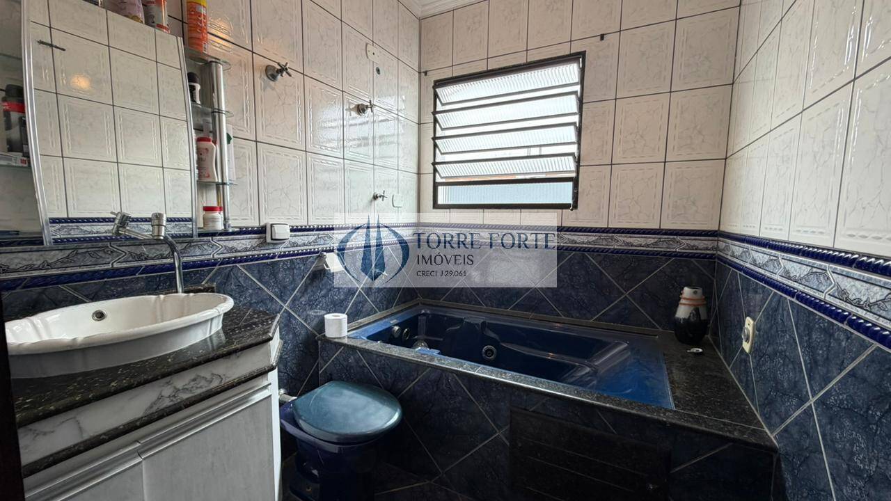 Casa, 4 quartos, 243 m² - Foto 20