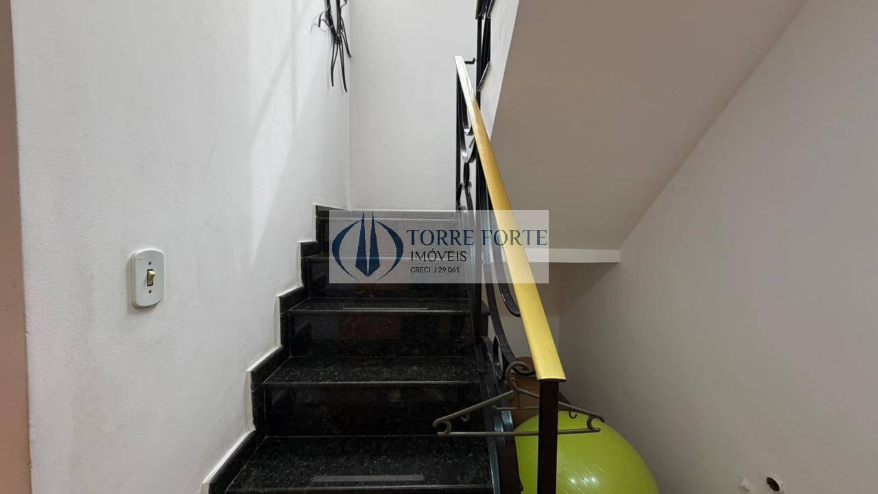 Casa, 4 quartos, 243 m² - Foto 12