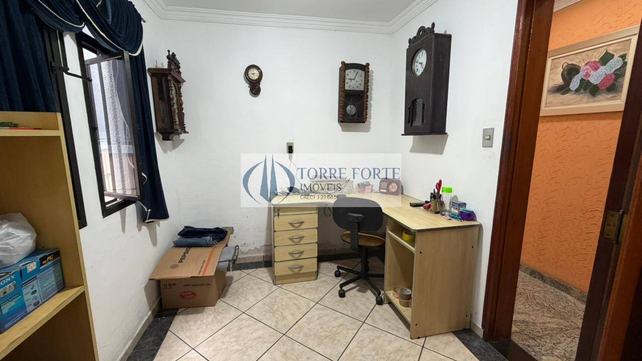 Casa, 4 quartos, 243 m² - Foto 23