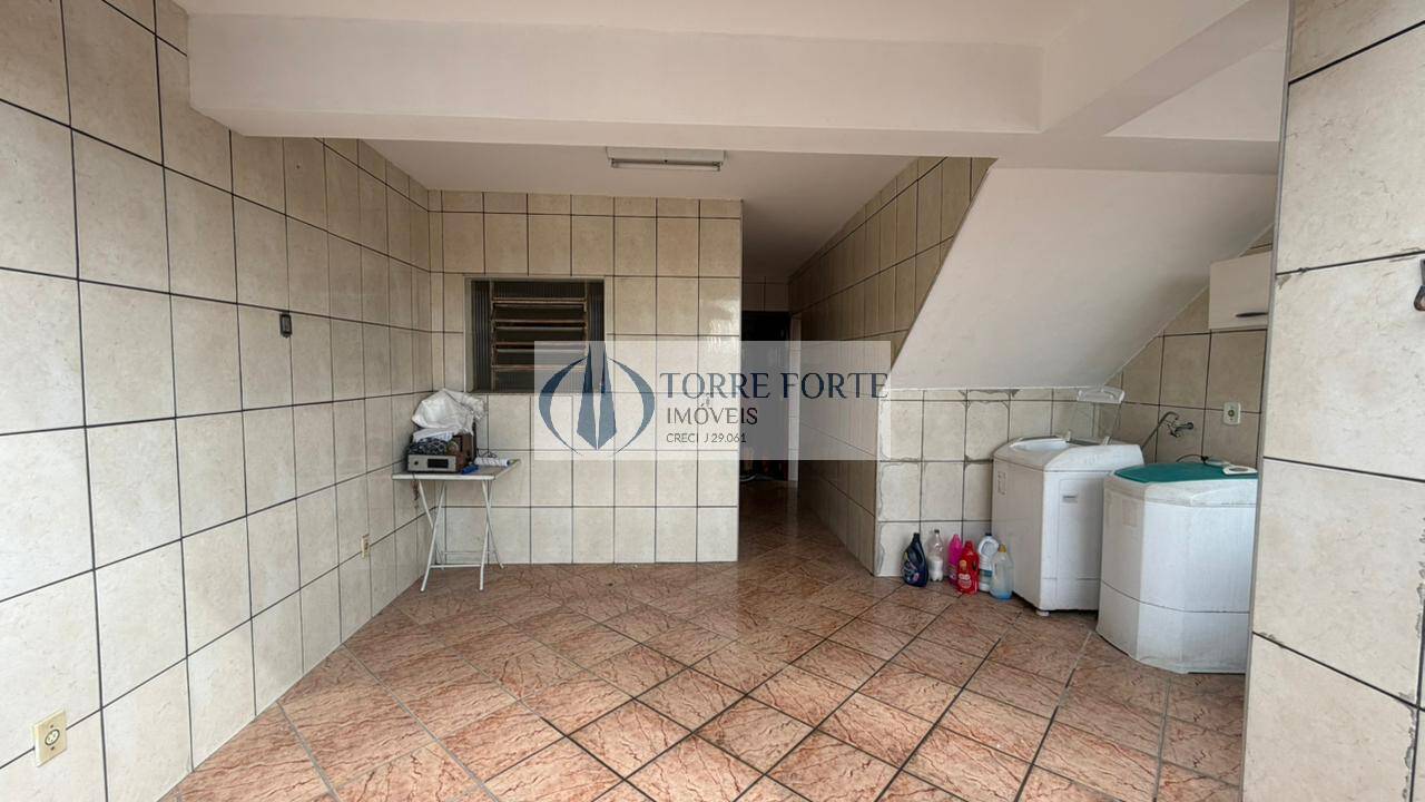 Casa, 4 quartos, 243 m² - Foto 25