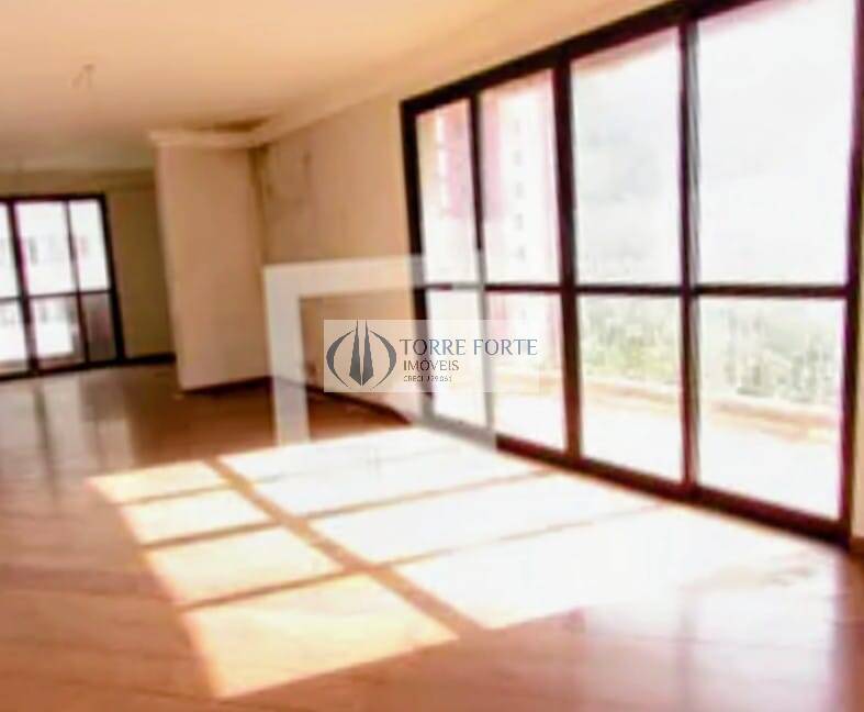 Apartamento, 3 quartos, 270 m² - Foto 1