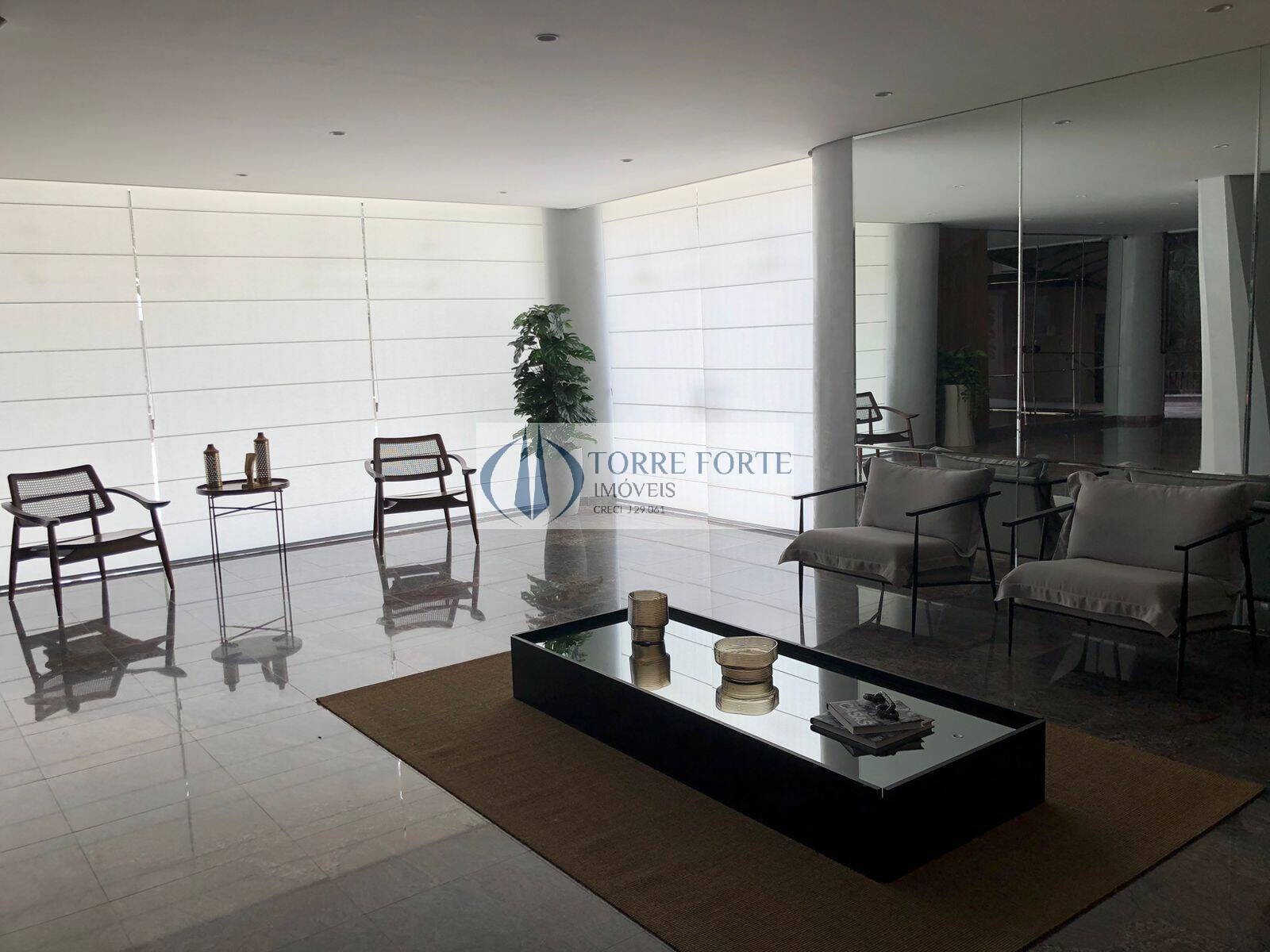 Apartamento, 3 quartos, 270 m² - Foto 21