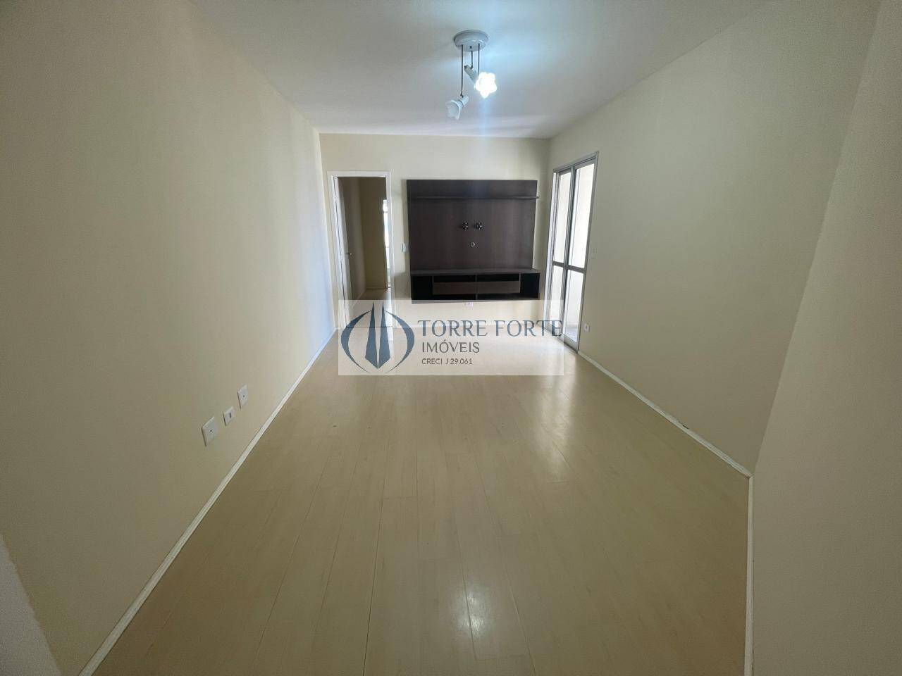 Apartamento para alugar com 2 quartos, 55m² - Foto 2