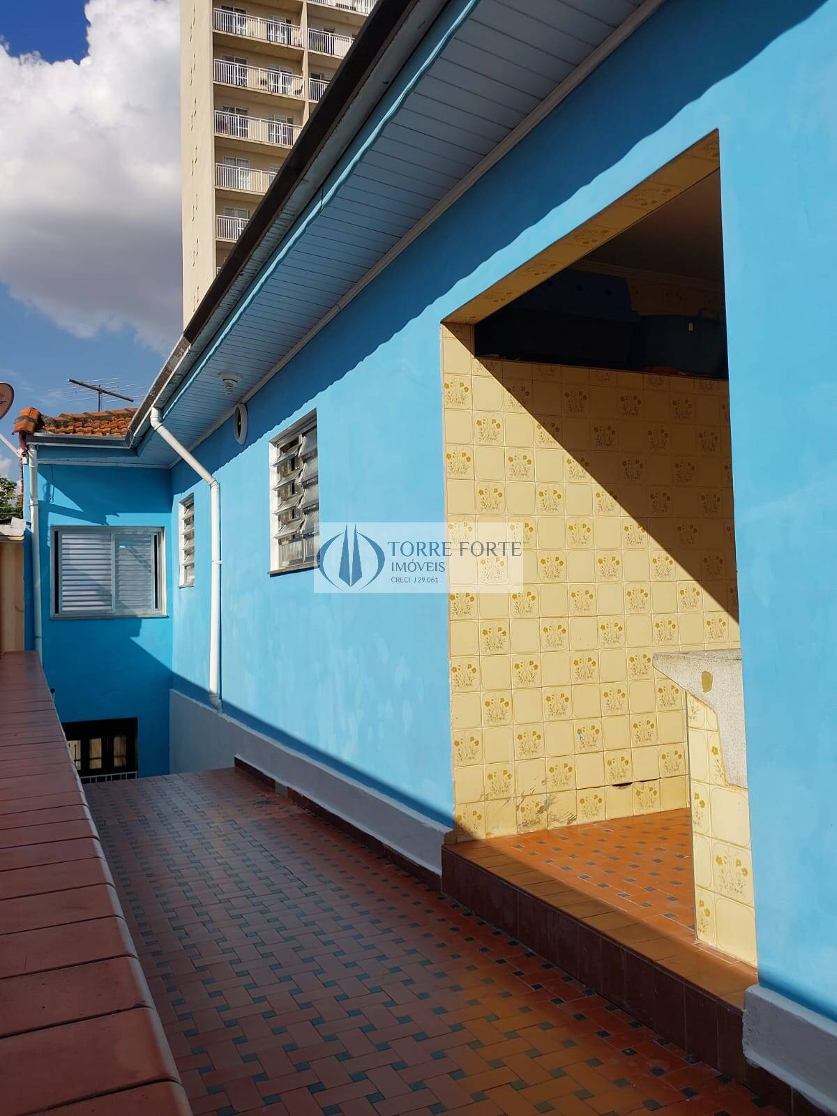 Sobrado à venda com 3 quartos, 215m² - Foto 1
