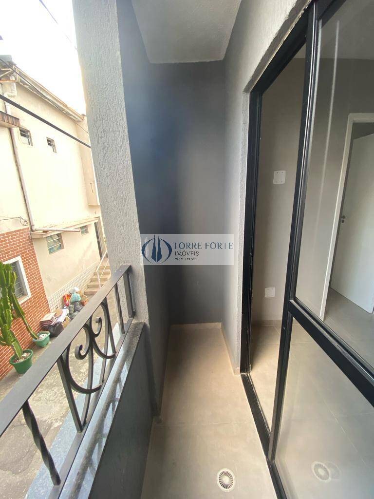 Apartamento à venda com 2 quartos, 45m² - Foto 11