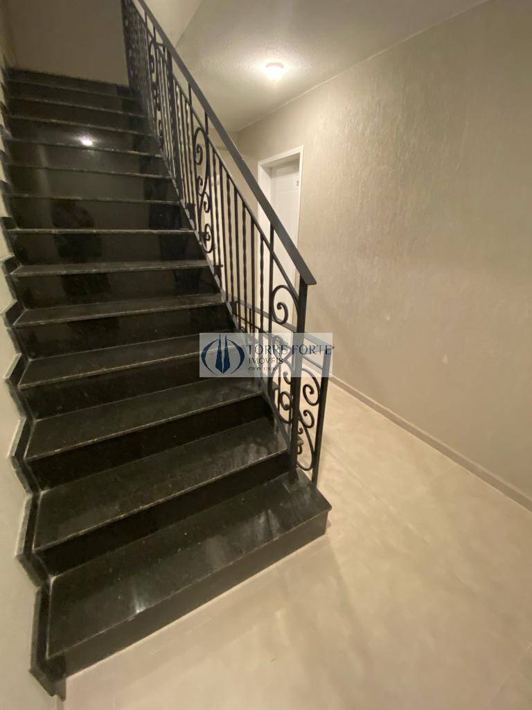Apartamento à venda com 2 quartos, 45m² - Foto 14