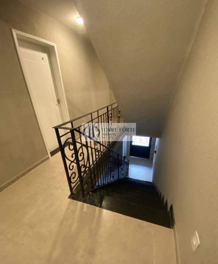 Apartamento à venda com 2 quartos, 45m² - Foto 15