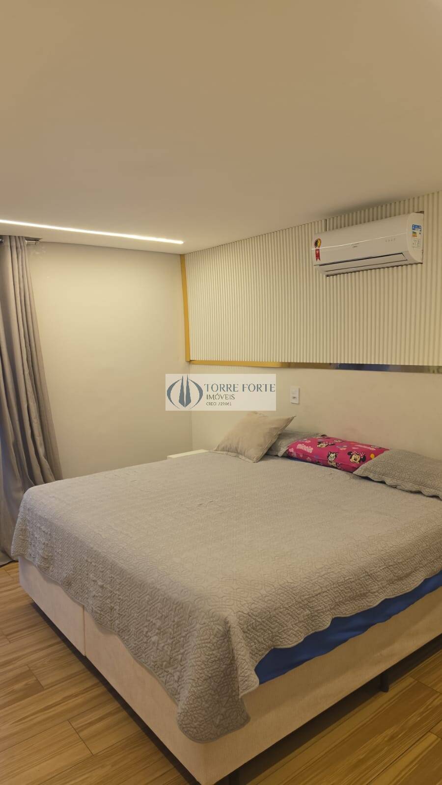 Casa à venda com 2 quartos, 220m² - Foto 13