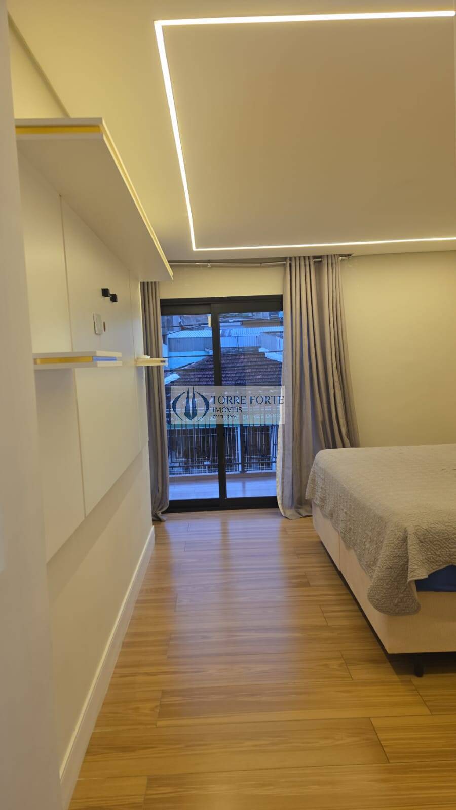 Casa à venda com 2 quartos, 220m² - Foto 14
