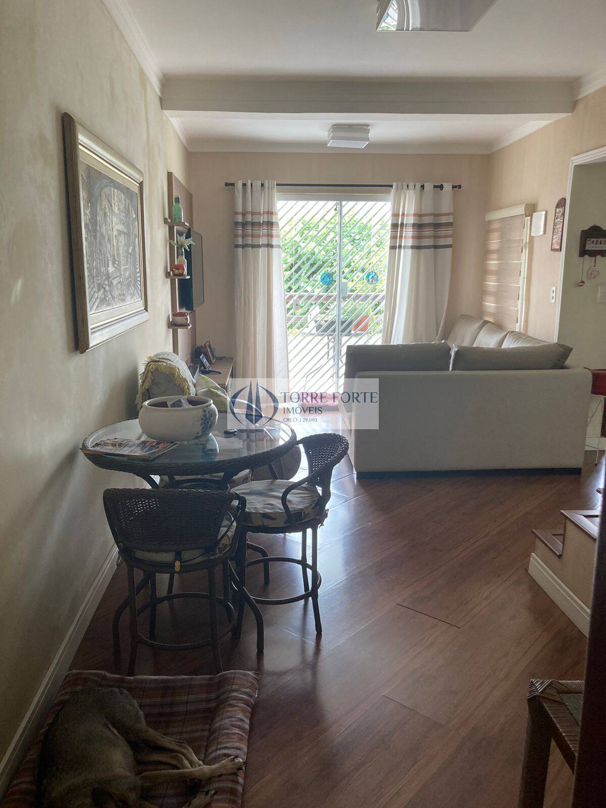 Casa, 2 quartos, 200 m² - Foto 1