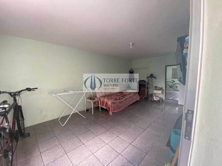 Casa, 3 quartos, 240 m² - Foto 14