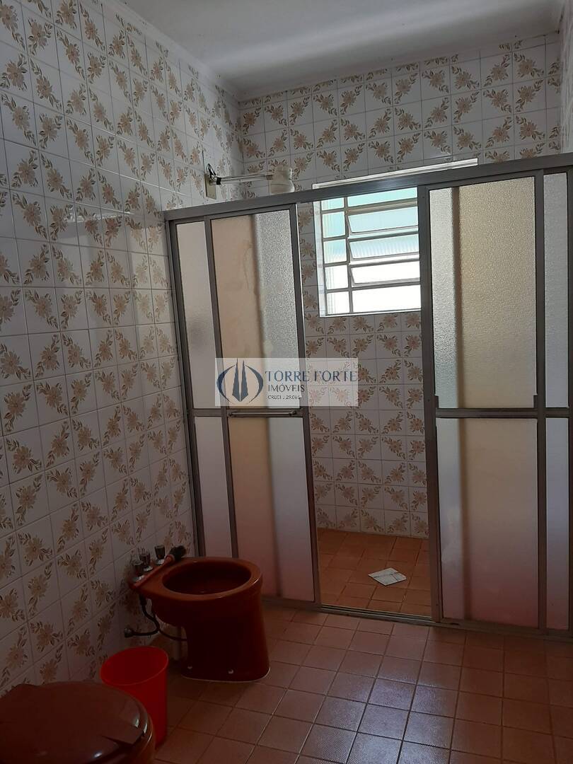Casa, 3 quartos, 294 m² - Foto 33