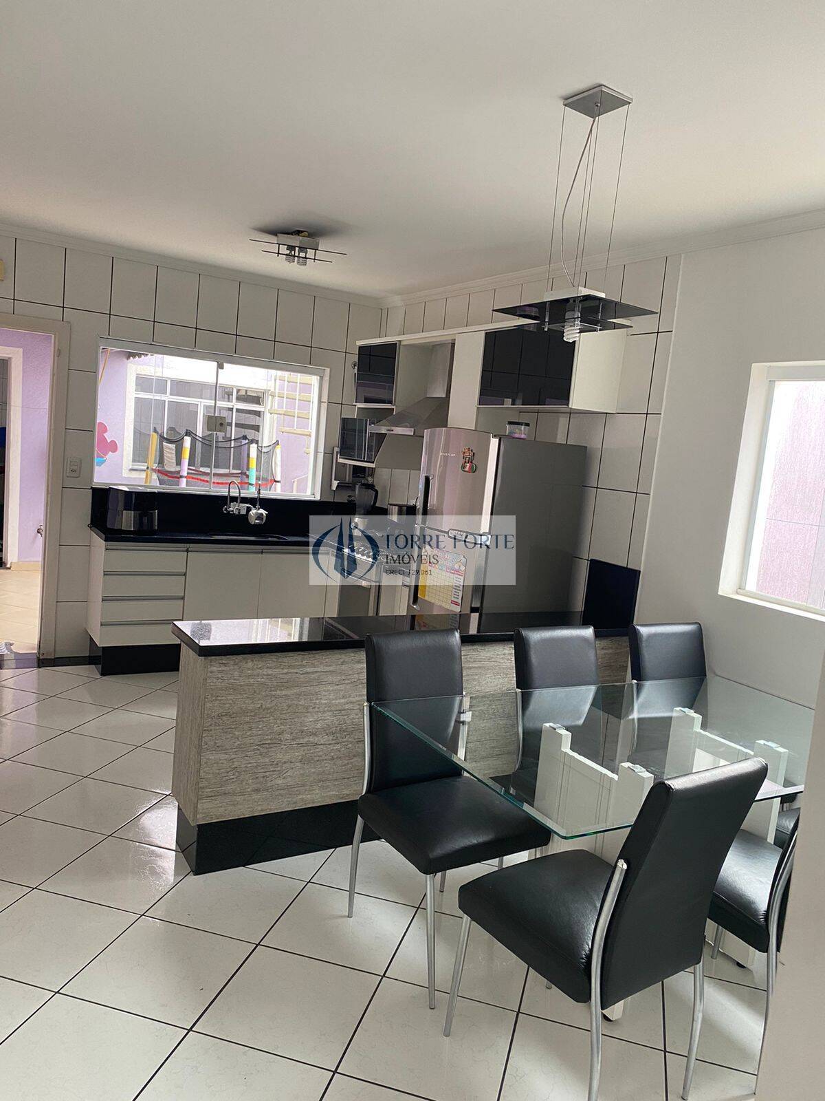 Casa, 3 quartos, 137 m² - Foto 2