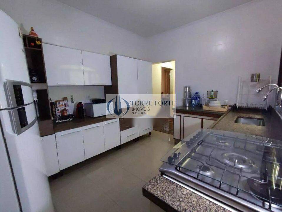Casa, 4 quartos, 210 m² - Foto 7