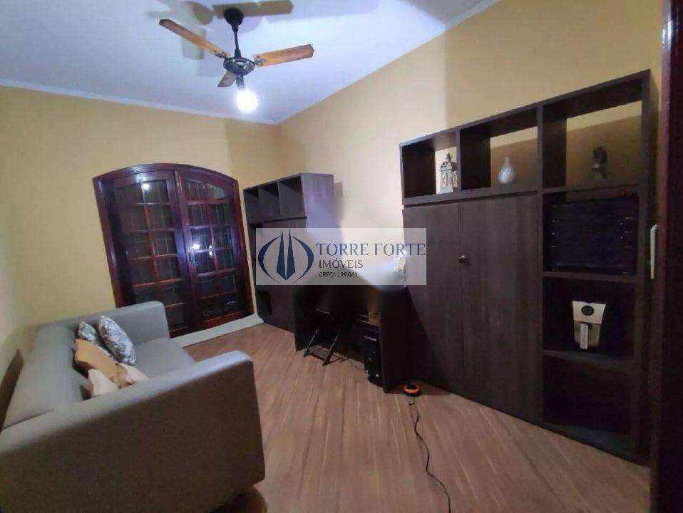Casa, 4 quartos, 210 m² - Foto 15