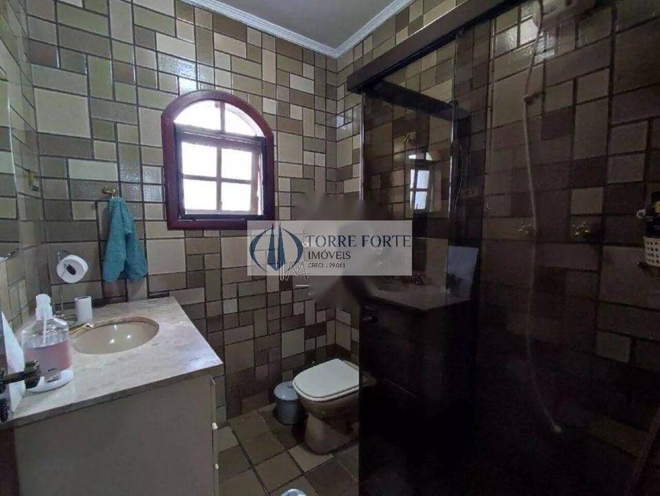 Casa, 4 quartos, 210 m² - Foto 17