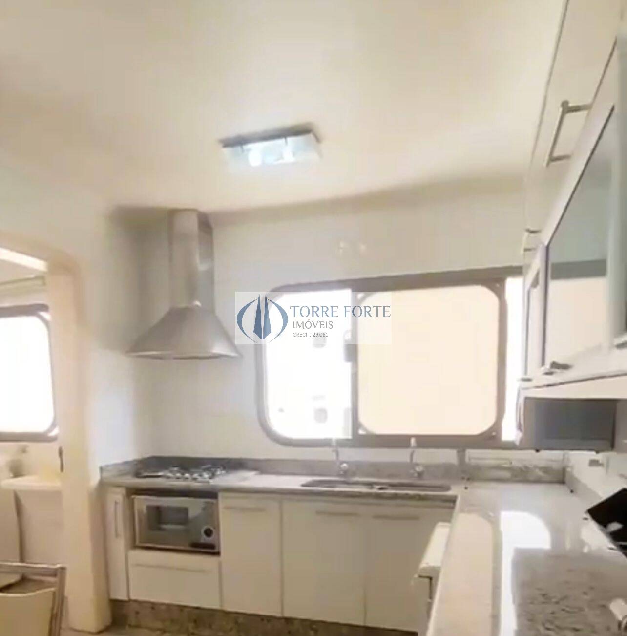 Apartamento, 3 quartos, 132 m² - Foto 2