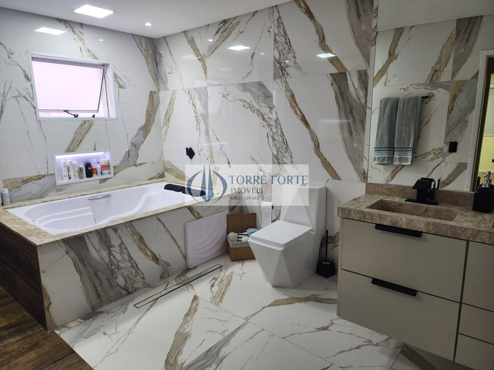 Casa, 3 quartos, 395 m² - Foto 17